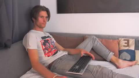 ask me online show from November 25, 6:07 pm