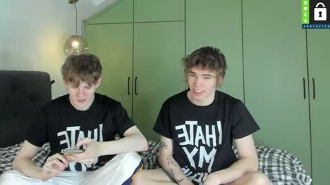 Snapshot of tim_milll chatting on January 25, 7:28 am Tim online show from January 25, 7:28 am