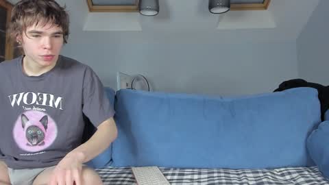 Snapshot of tim_milll chatting on February 2, 5:42 am Tim online show from February 2, 5:42 am