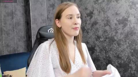 Stella online show from February 7, 10:40 am