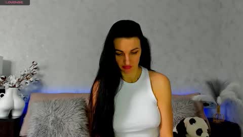 Tina online show from February 19, 11:42 am