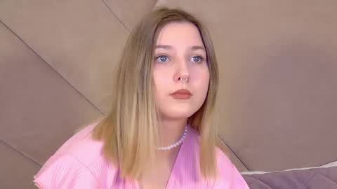 TinaBurton online show from April 13, 5:06 pm