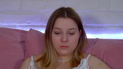 TinaBurton online show from April 16, 9:39 pm