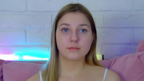 TinaBurton online show from April 2, 4:36 pm