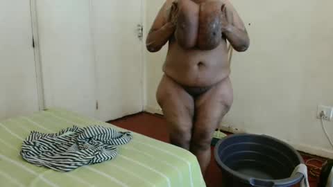 tinagiant online show from January 16, 8:00 am