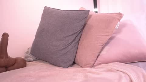 Tinny  online show from February 13, 12:08 pm