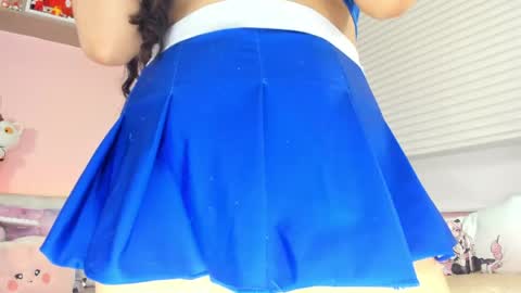 tiny_cora online show from April 10, 5:06 pm