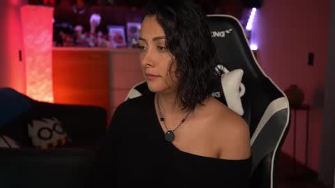 Snapshot of tiny_panther chatting on March 11, 10:31 pm Ana Molly online show from March 11, 10:31 pm