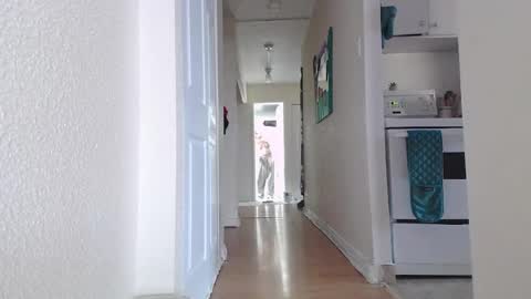 stage Kylie Sinner  brand CLITBAIT online show from September 9, 10:21 pm