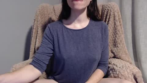 TinyyTina online show from May 1, 10:20 am