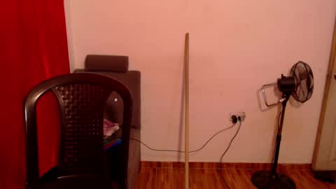 Snapshot of tisha_brown1 chatting on December 24, 2:54 am Tisha online show from December 24, 2:54 am