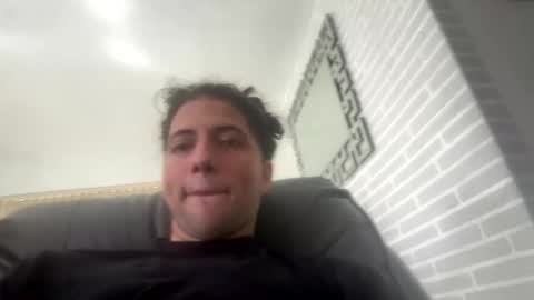 titto213 online show from February 13, 4:28 pm