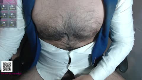 Snapshot of toaster1993 chatting on February 4, 3:54 am Leonel online show from February 4, 3:54 am