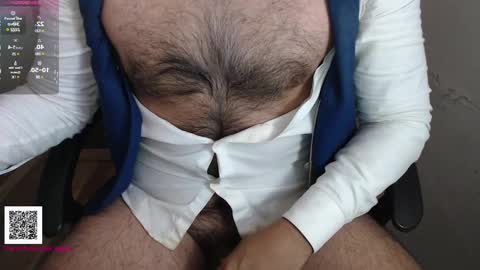 Snapshot of toaster1993 chatting on March 5, 8:32 am Leonel online show from March 5, 8:32 am