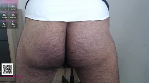 Snapshot of toaster1993 chatting on September 20, 3:15 pm Leonel online show from September 20, 3:15 pm