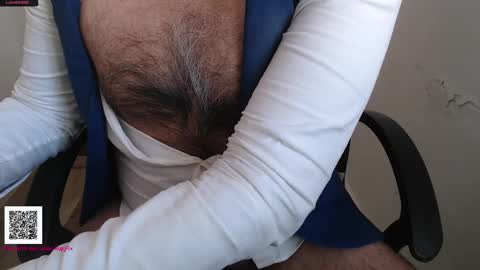 Snapshot of toaster1993 chatting on March 12, 11:53 am Leonel online show from March 12, 11:53 am