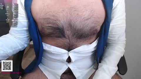 Snapshot of toaster1993 chatting on September 30, 3:55 pm Leonel online show from September 30, 3:55 pm