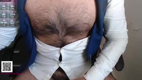 Snapshot of toaster1993 chatting on January 22, 12:17 pm Leonel online show from January 22, 12:17 pm