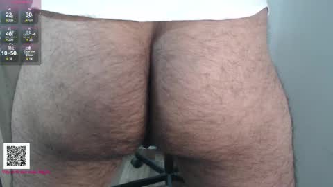 Snapshot of toaster1993 chatting on October 10, 5:30 pm Leonel online show from October 10, 5:30 pm