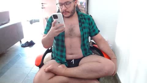 tobias_dimarte online show from September 16, 6:44 pm