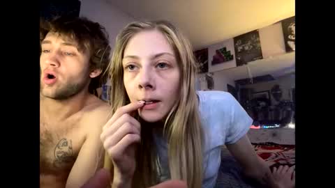 tohottohandletocoldtohold online show from February 26, 4:05 am