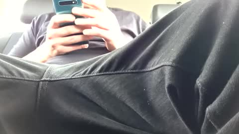 Snapshot of tokenslutboy chatting on October 20, 9:47 am tokenslutboy online show from October 20, 9:47 am