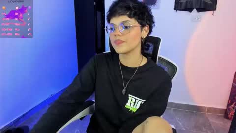 Snapshot of tokyo_uwu chatting on October 21, 6:07 am sofi 3 online show from October 21, 6:07 am