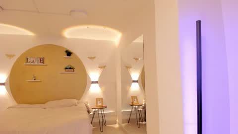 Tokyo  online show from October 1, 4:11 am