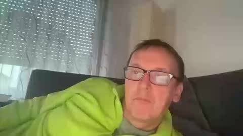 Tom online show from March 12, 5:16 pm