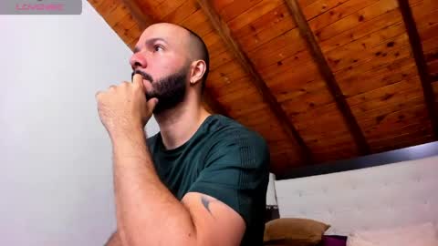   online show from March 23, 12:54 pm