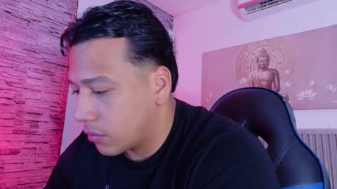 Tom muscle1 online show from March 30, 12:05 pm