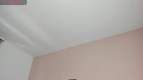 tom online show from January 16, 5:44 pm