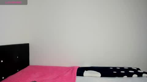 tom online show from March 6, 8:48 pm