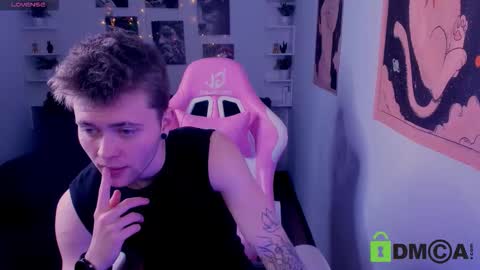 tomas_norton online show from January 16, 10:35 am