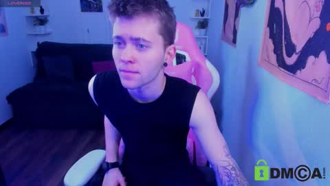 tomas_norton online show from January 8, 5:24 am