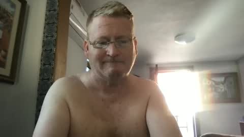 Hola online show from December 23, 4:39 pm