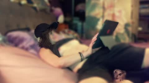 tomboy_titties online show from March 30, 9:20 am