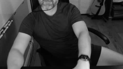 Snapshot of tombrockmoen2 chatting on January 5, 5:41 am tombrockmoen2 online show from January 5, 5:41 am