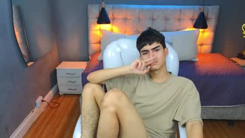 Tommy  online show from March 6, 10:09 am