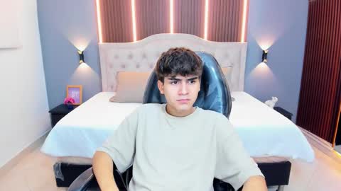 Tommy  online show from March 18, 3:23 am