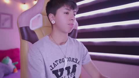 Blue  online show from March 10, 3:09 pm