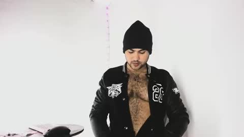 tommy_sccott online show from October 1, 12:32 am