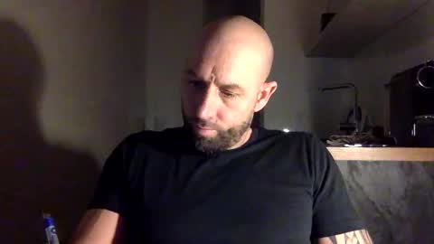 Thomas Fit online show from March 11, 9:37 pm