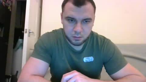 Snapshot of tommyy19901 chatting on December 5, 9:22 pm tommyy19901 online show from December 5, 9:22 pm