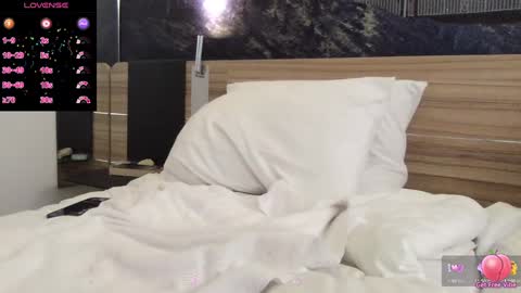 Tompep93 online show from December 9, 11:03 pm