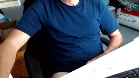 Tom online show from July 3, 11:37 am