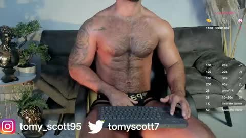 tomy_scott6 online show from April 11, 9:13 am