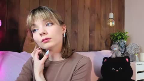 Melissa online show from June 25, 5:12 am