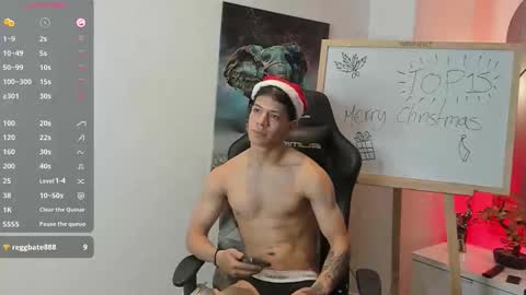 tony_petrov online show from December 20, 5:03 am