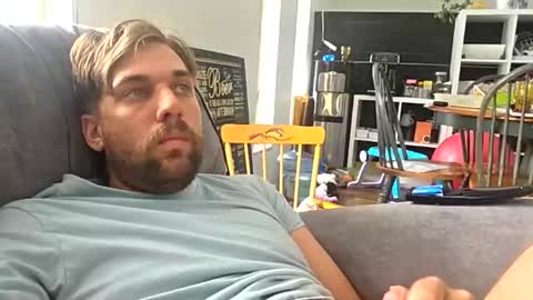 tonytto online show from April 2, 4:47 pm